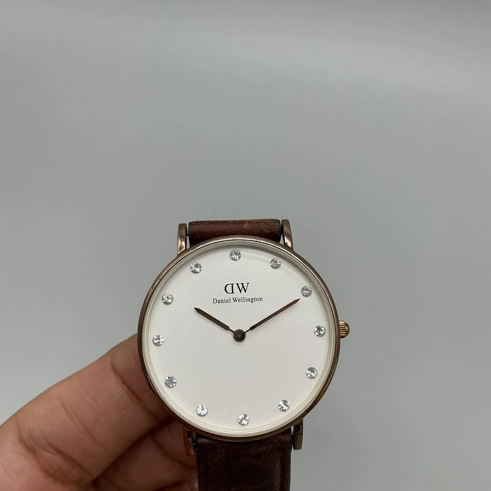 Daniel Wellington Womens Watch 34mm Gold Tone Brown Leather Band New Battery